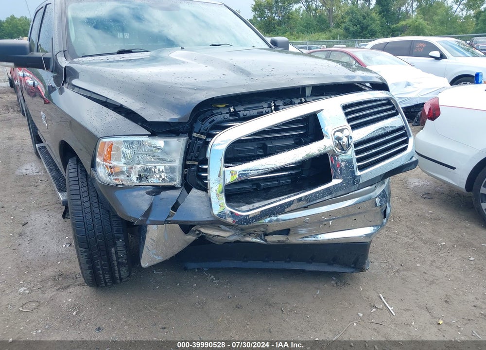 2018 RAM 1500 BIG HORN 4X4 5'7 BOX VIN: 3C6RR7LGXJG251112