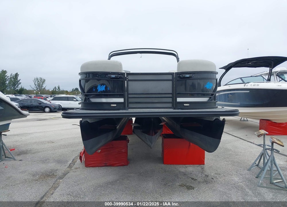 2022 SMOKER-CRAFT OTHER VIN: STR72048J122