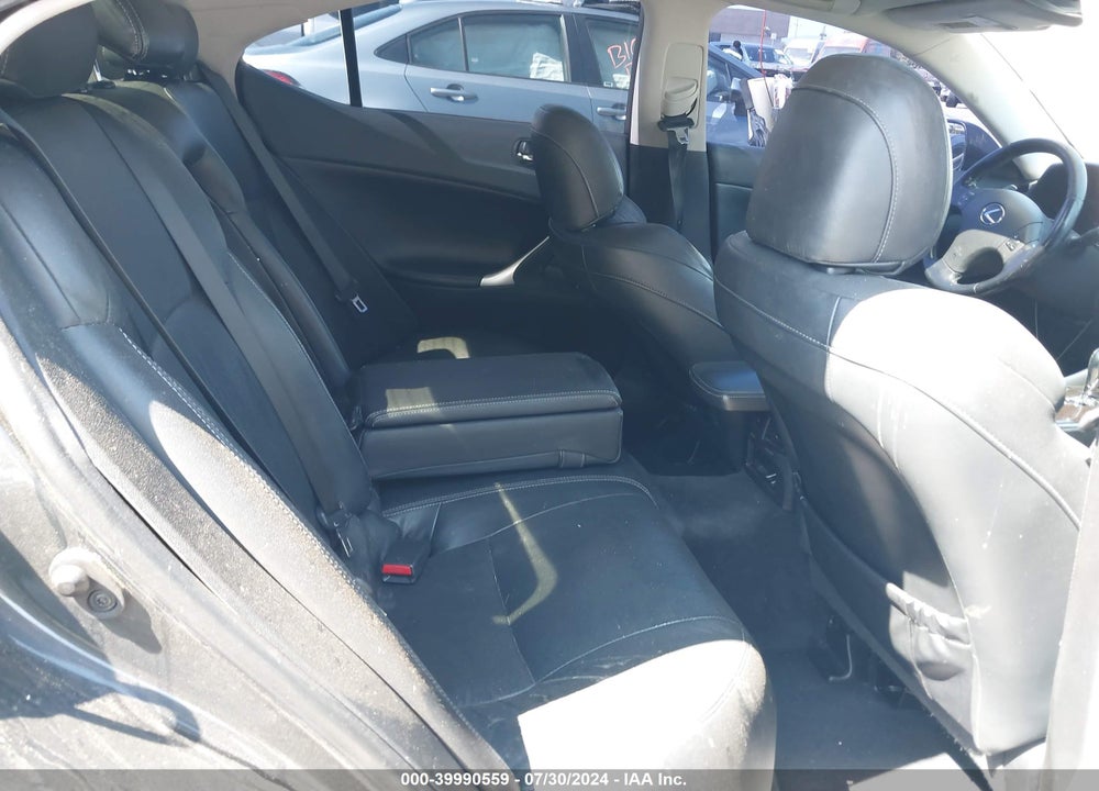 2010 LEXUS IS 350 VIN: JTHBE5C22A5024369