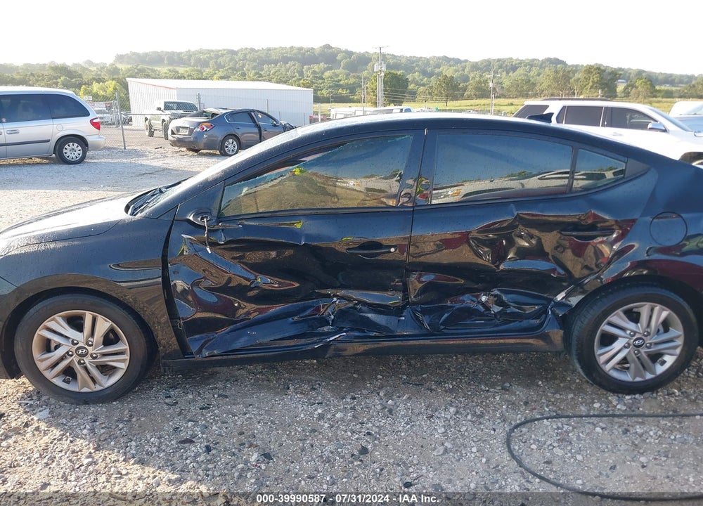 2020 HYUNDAI ELANTRA SEL VIN: 5NPD84LF1LH527831