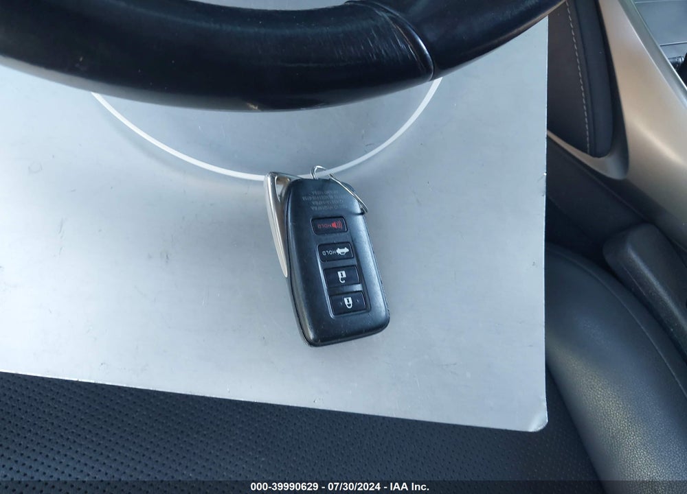 2016 LEXUS IS 200T VIN: JTHBA1D20G5013947