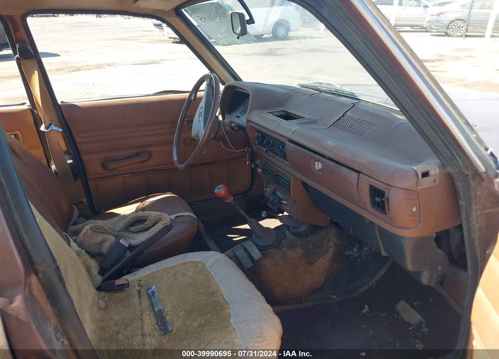 1979 SUBARU GL VIN: A67L064930