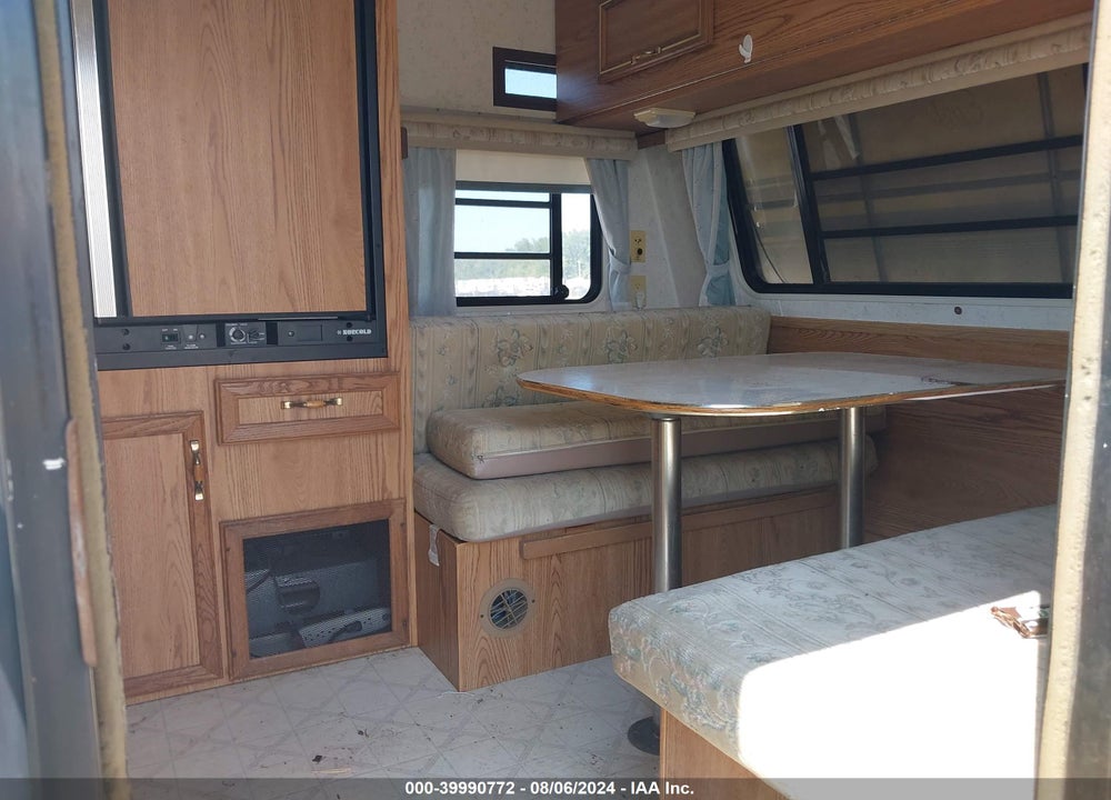 1991 JAYCO OTHER VIN: 1UJBJ02J2M1CB0304