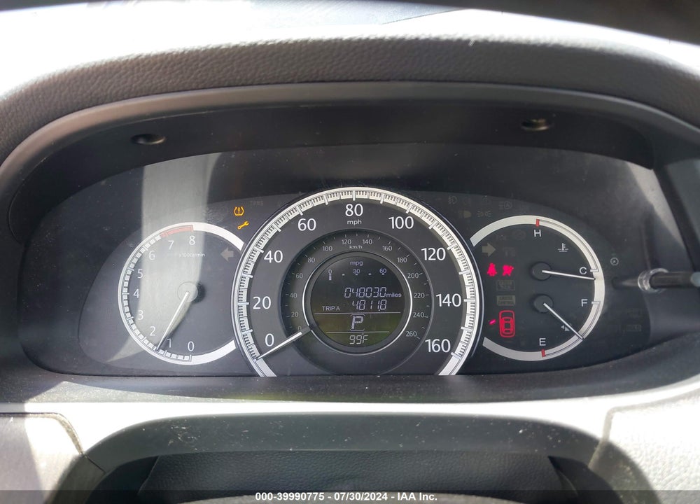 2015 HONDA ACCORD VIN: 1HGCR2F82FA063388
