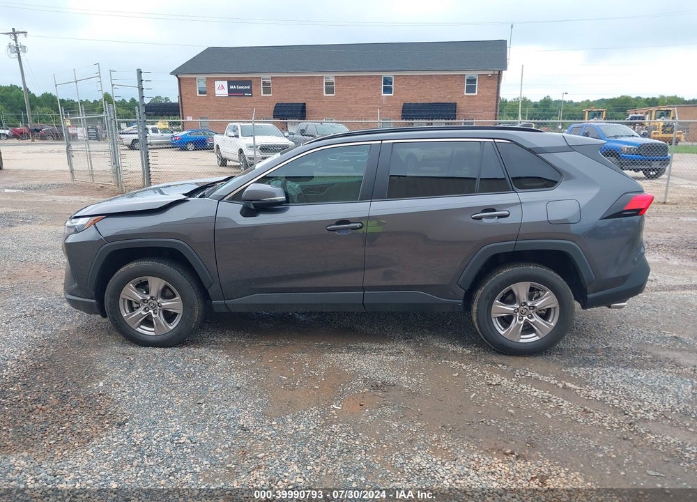 2023 TOYOTA RAV4 XLE VIN: 2T3W1RFVXPC228044