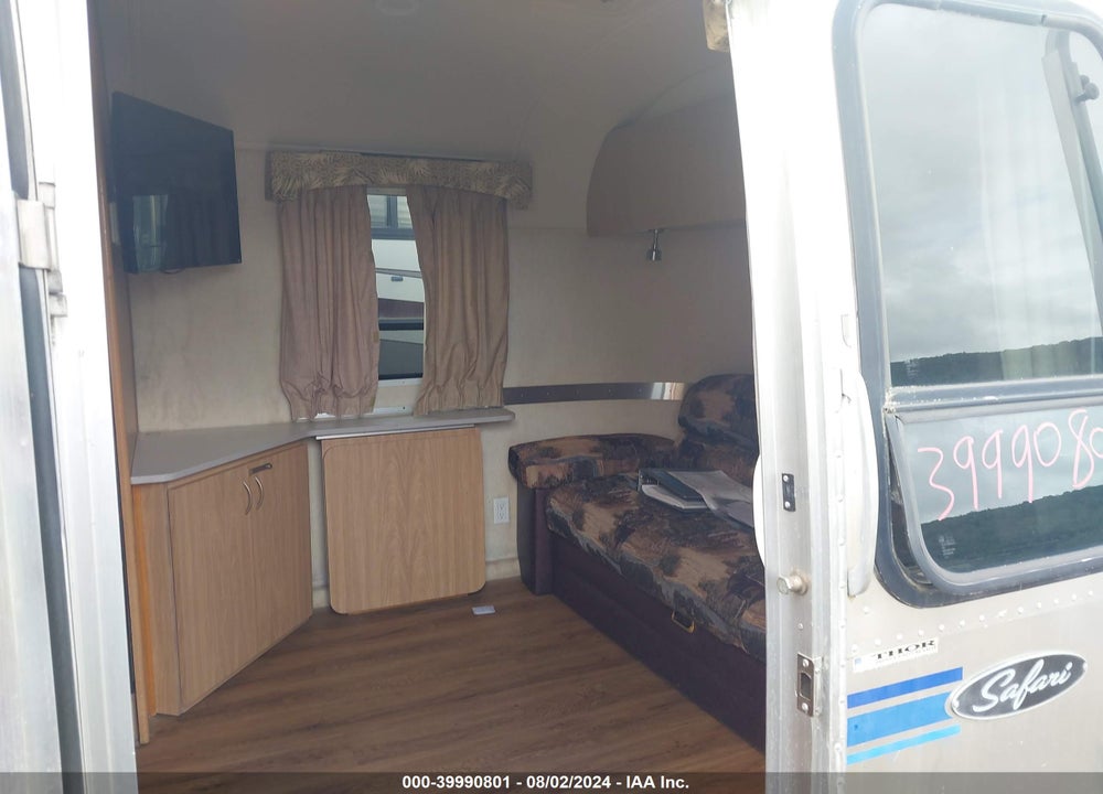 2004 AIRSTREAM PINACLE VIN: 1STGPYJ224J516208