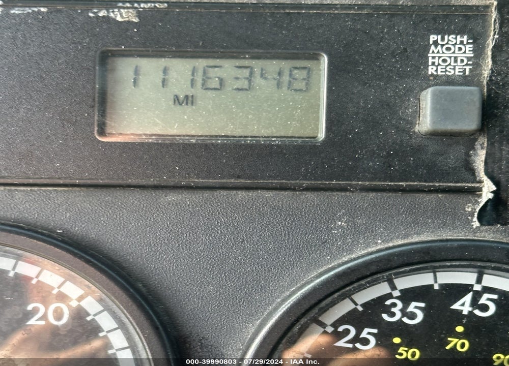2011 FREIGHTLINER CASCADIA 125 VIN: 1FUJGLDR6BSBB9373