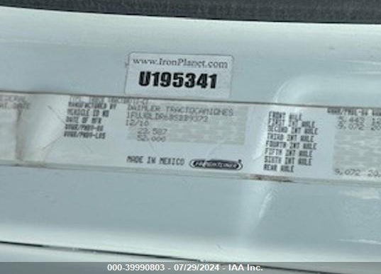 2011 FREIGHTLINER CASCADIA 125 VIN: 1FUJGLDR6BSBB9373