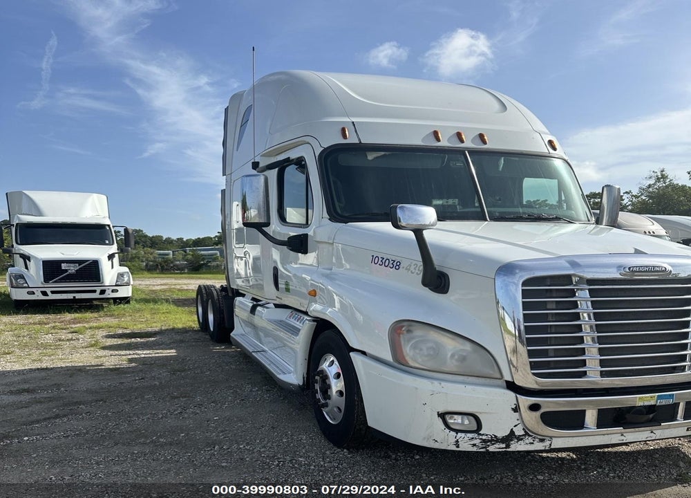 2011 FREIGHTLINER CASCADIA 125 VIN: 1FUJGLDR6BSBB9373