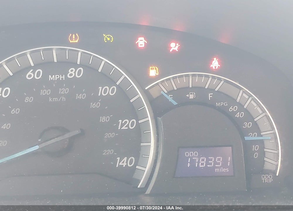 2013 TOYOTA CAMRY SE VIN: 4T1BF1FK8DU246696