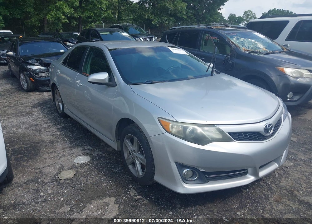 2013 TOYOTA CAMRY SE VIN: 4T1BF1FK8DU246696
