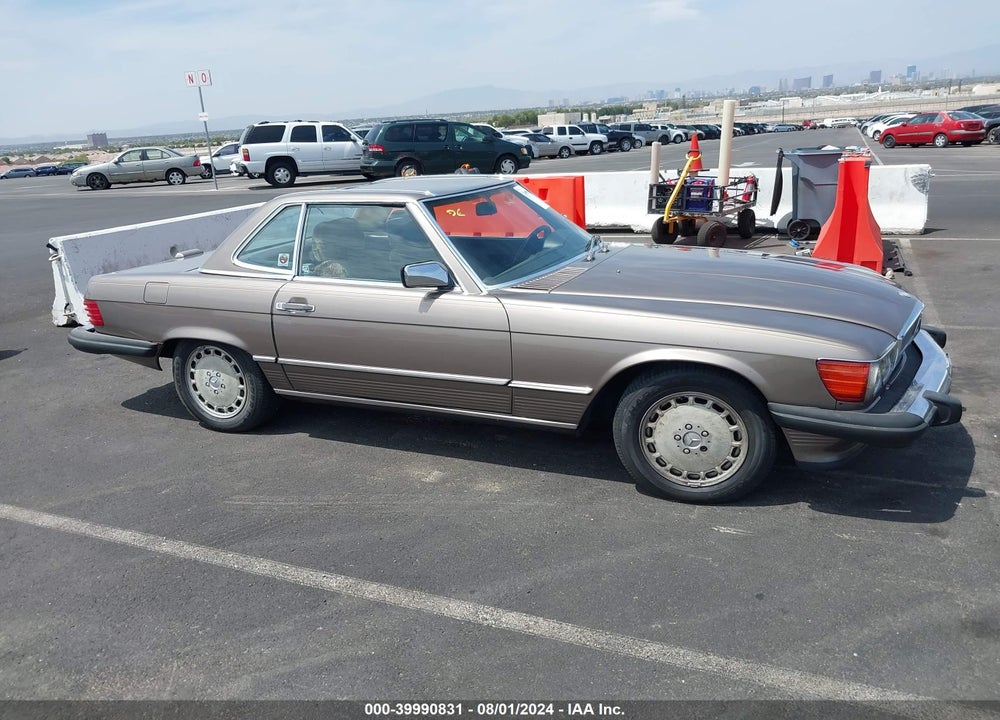 1989 MERCEDES-BENZ 560 SL VIN: WDBBA48D3KA103901