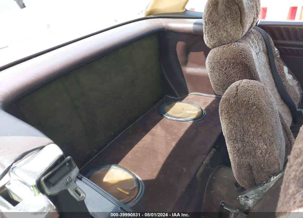 1989 MERCEDES-BENZ 560 SL VIN: WDBBA48D3KA103901