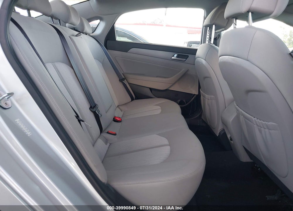2016 HYUNDAI SONATA HYBRID SE VIN: KMHE24L15GA030140