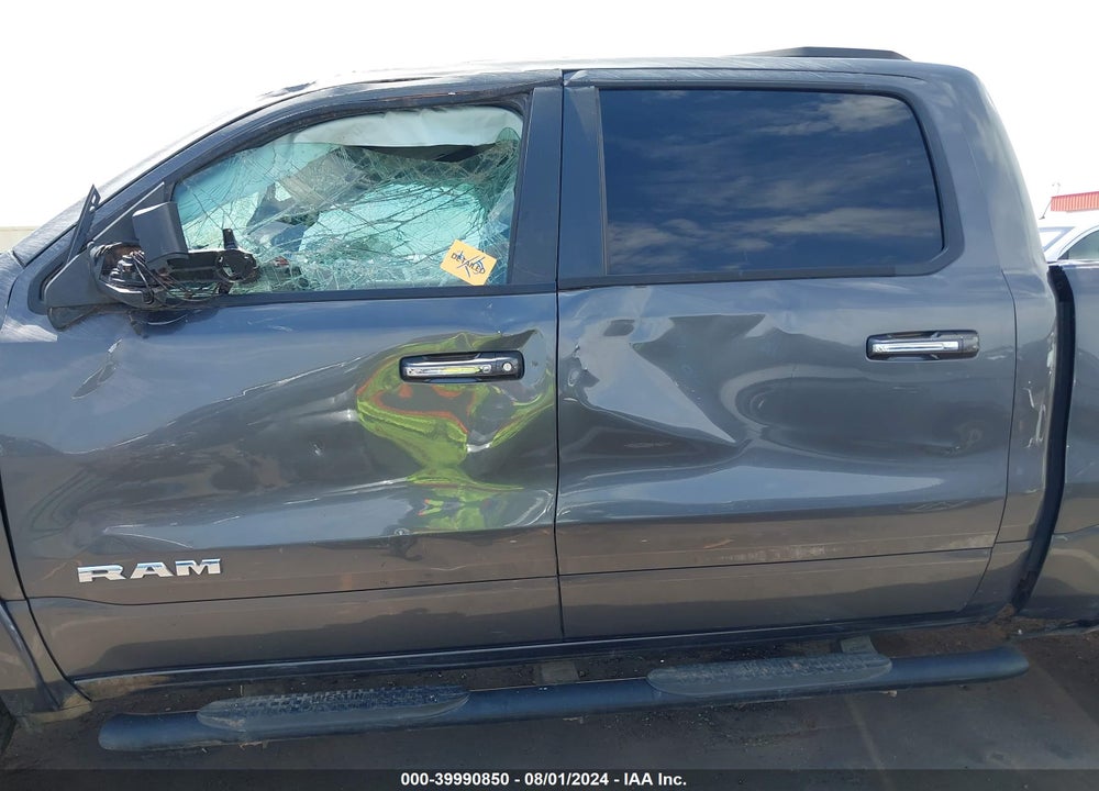 2019 RAM 1500 LAIE  4X4 5'7 BOX VIN: 1C6SRFJT4KN513209