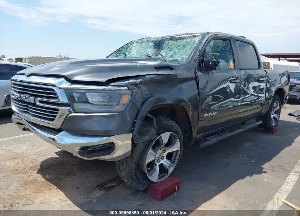 2019 RAM 1500 LAIE  4X4 5'7 BOX VIN: 1C6SRFJT4KN513209