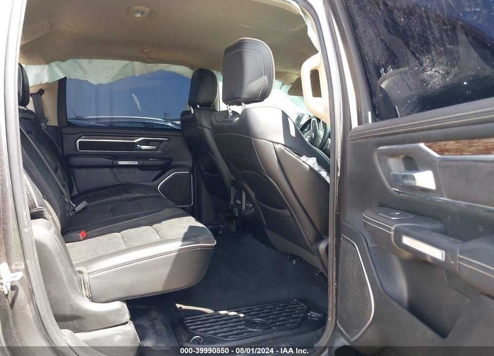 2019 RAM 1500 LAIE  4X4 5'7 BOX VIN: 1C6SRFJT4KN513209