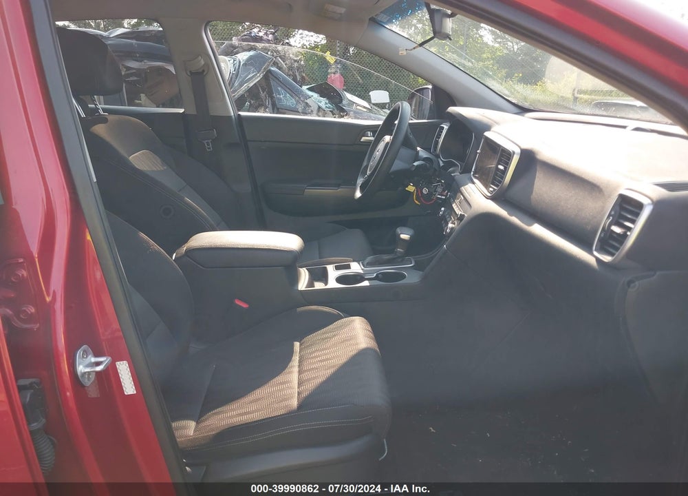2020 KIA SPORTAGE LX VIN: KNDPMCAC8L7776448
