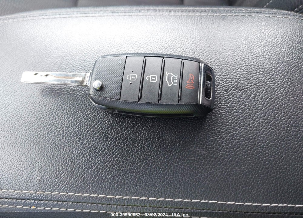 2020 KIA SPORTAGE LX VIN: KNDPMCAC8L7776448