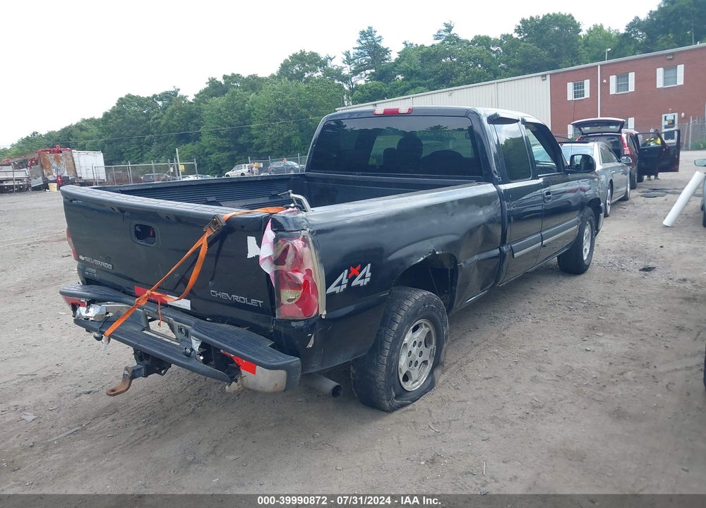 2004 CHEVROLET SILVERADO 1500 LS VIN: 2GCEK19T441309743