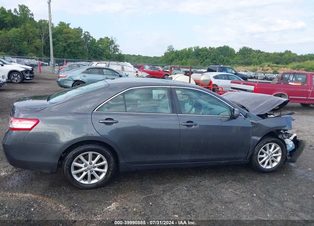 2011 TOYOTA CAMRY XLE VIN: 4T1BF3EK2BU231721