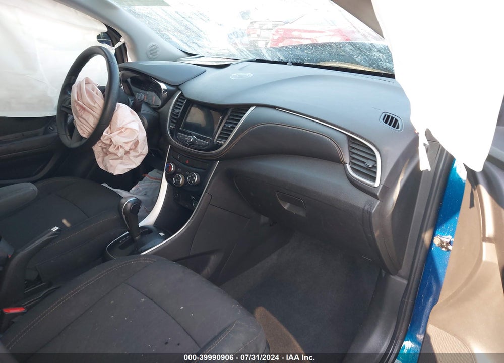 2019 CHEVROLET TRAX LT VIN: 3GNCJLSB1KL401595