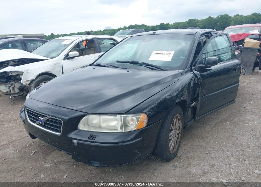 2005 VOLVO S60 2.4 VIN: YV1RS612352449246
