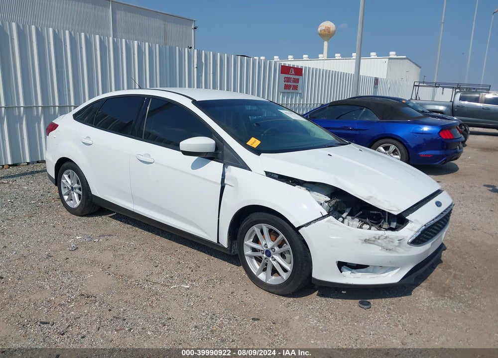 2018 FORD FOCUS SE VIN: 1FADP3F29JL262130