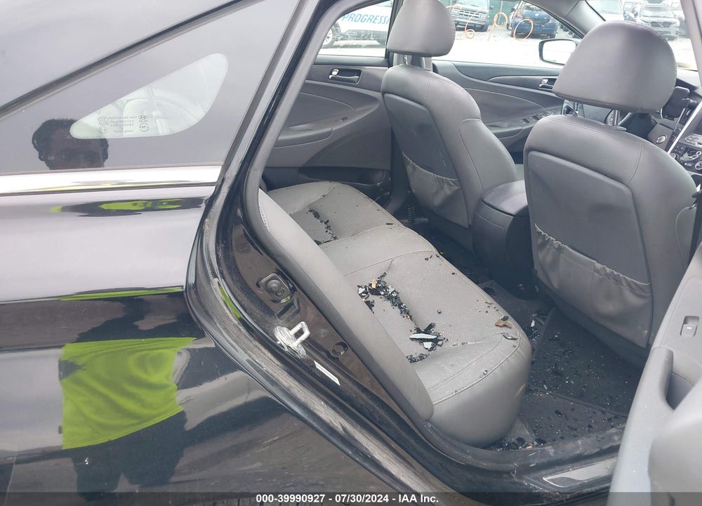 2014 HYUNDAI SONATA HYBRID VIN: KMHEC4A43EA109670