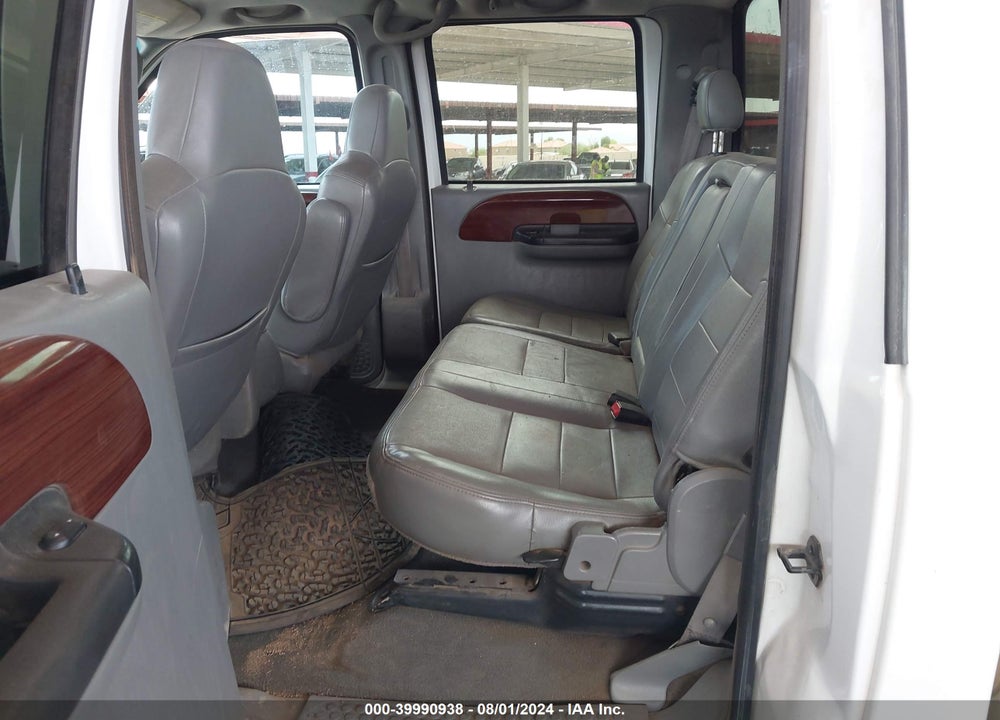 2005 FORD F-350 LARIAT/XL/XLT VIN: 1FTWW33P95EC99825