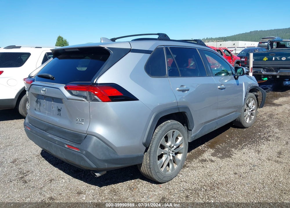2019 TOYOTA RAV4 XLE PREMIUM VIN: JTMA1RFV7KD513606