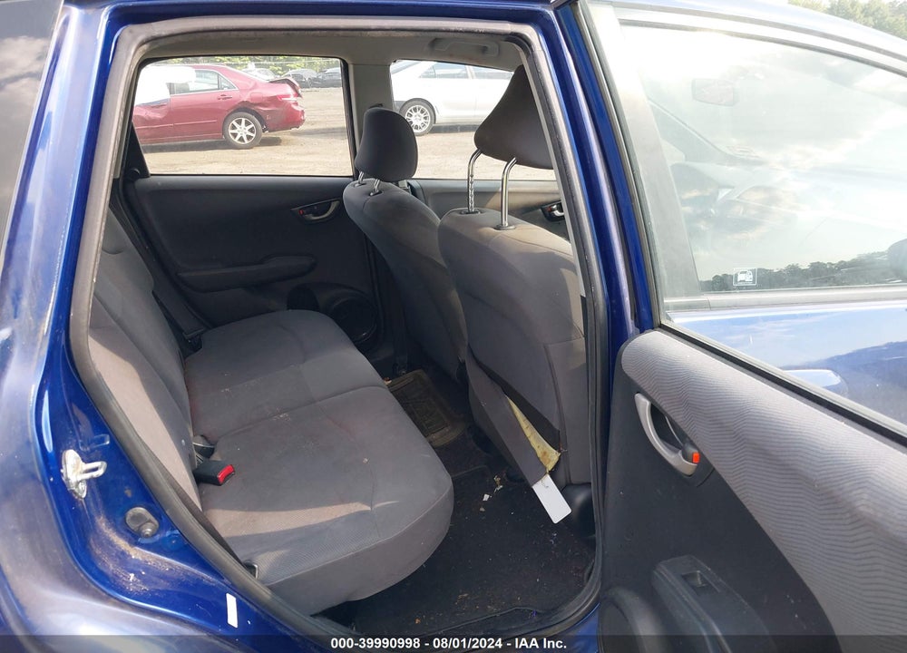 2009 HONDA FIT VIN: JHMGE88209S026926