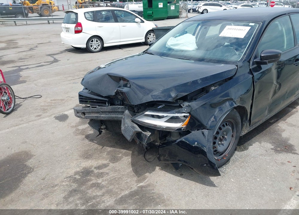2012 VOLKSWAGEN JETTA 2.0L S VIN: 3VW2K7AJ2CM424782