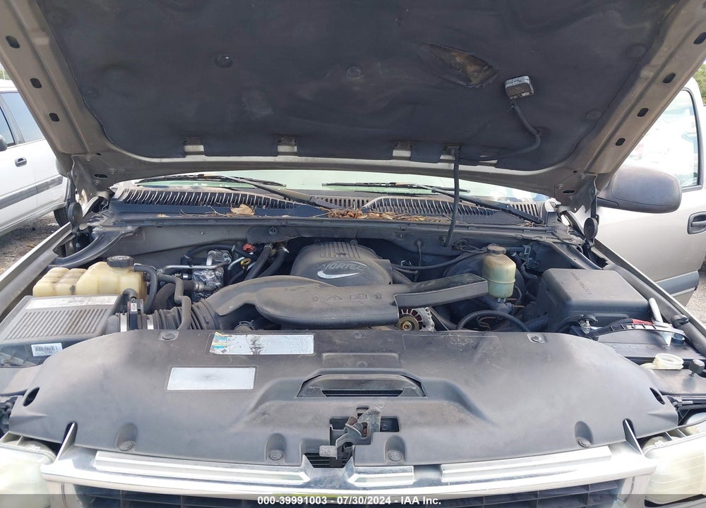 2002 CHEVROLET TAHOE LS VIN: 1GNEC13Z52R154397