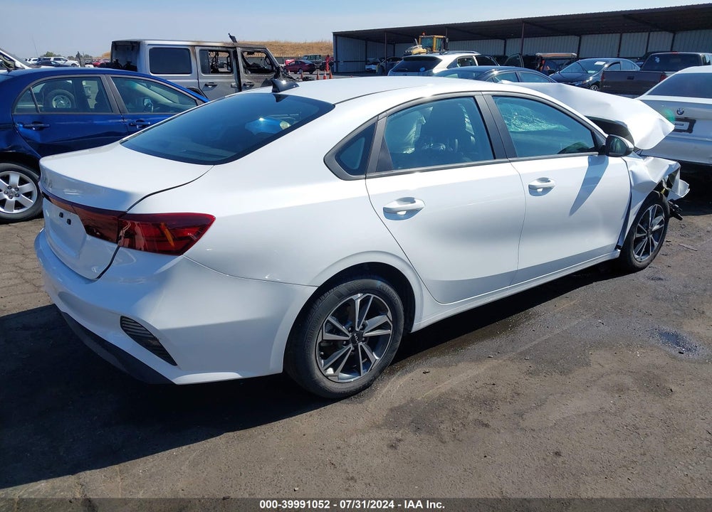 2023 KIA FORTE LXS VIN: 3KPF24AD0PE560759