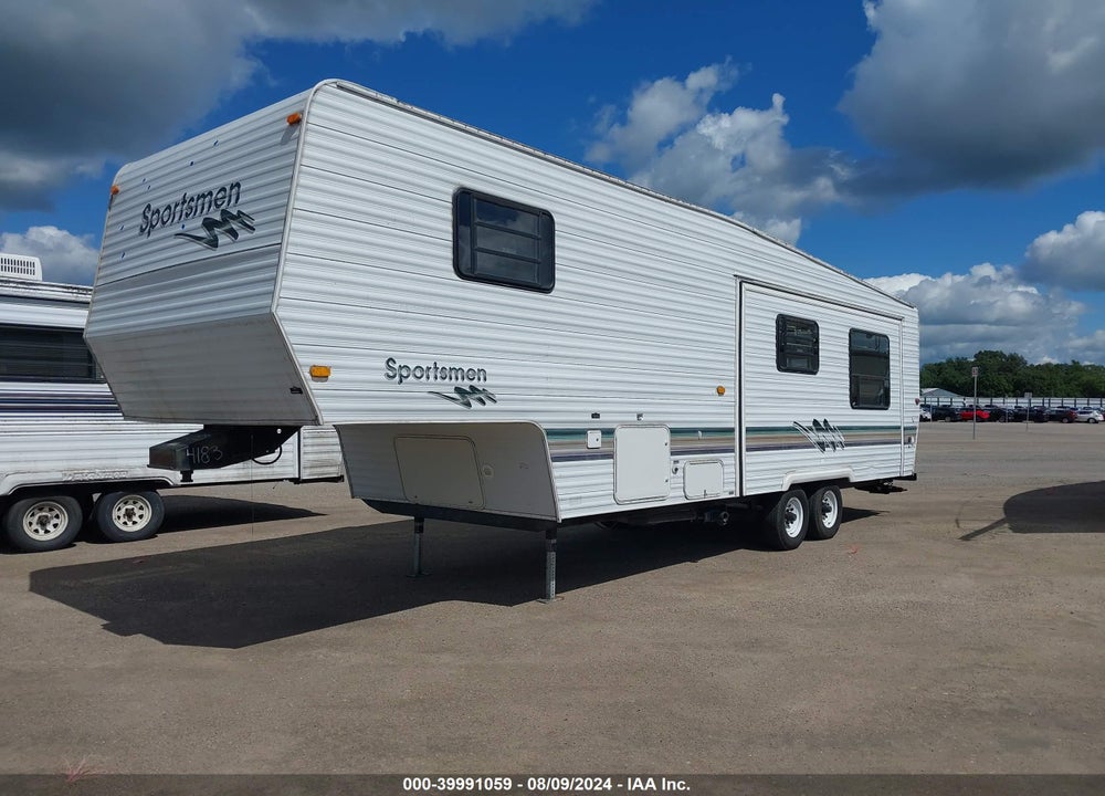 1998 5TH WHEEL KZ SPORTSMAN  TRAVEL TRAILER VIN: 4EZFS3026WS076521
