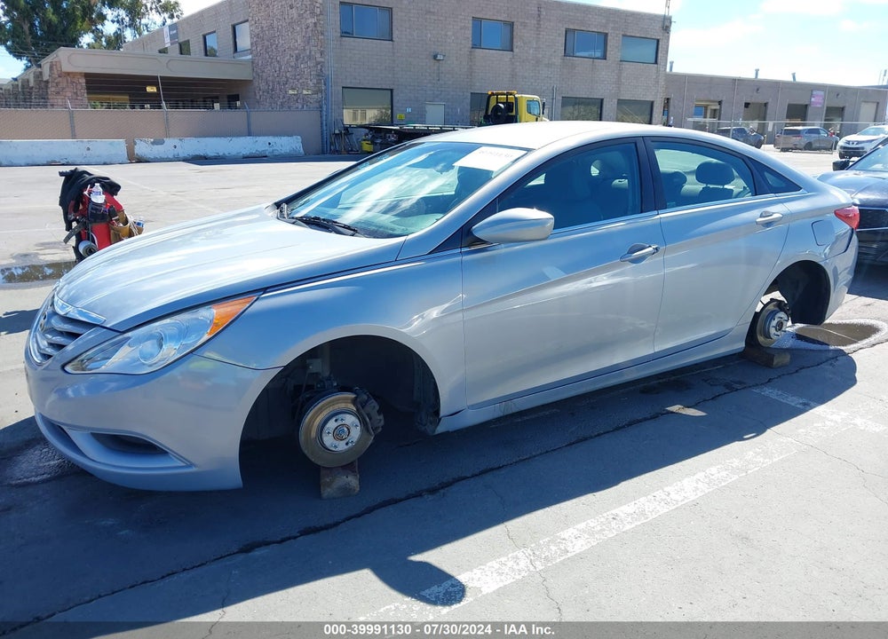 2013 HYUNDAI SONATA VIN: 5NPEB4AC9DH800403
