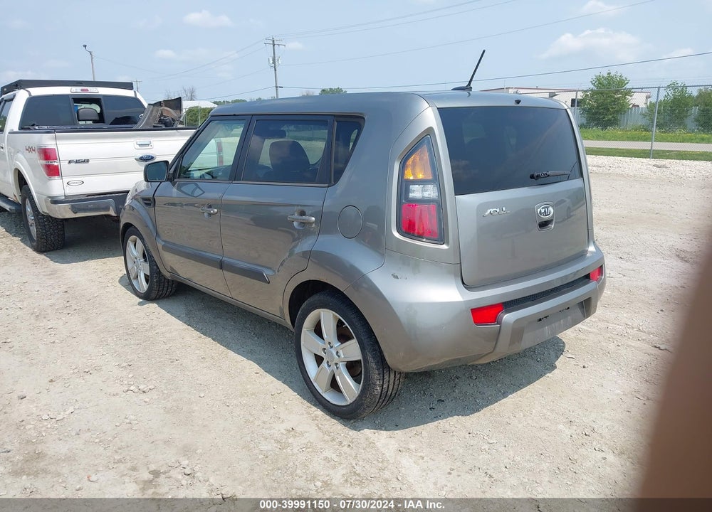 2011 KIA SOUL VIN: KNDJT2A22B7343295
