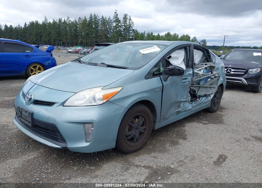 2013 TOYOTA PRIUS TWO VIN: JTDKN3DU2D5642964
