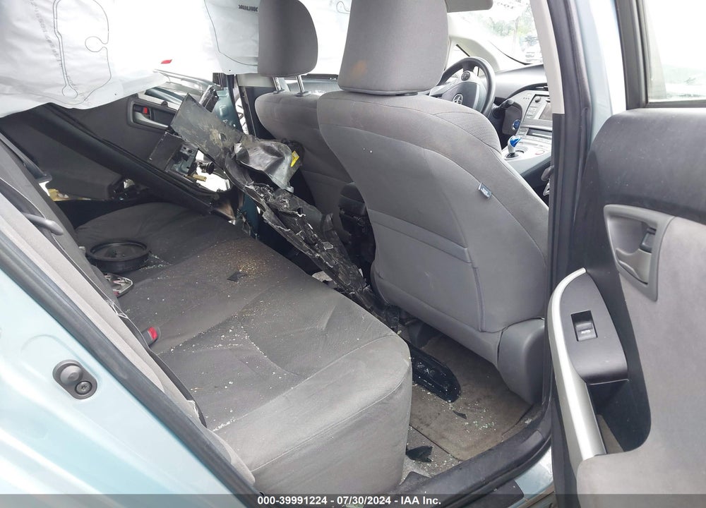 2013 TOYOTA PRIUS TWO VIN: JTDKN3DU2D5642964