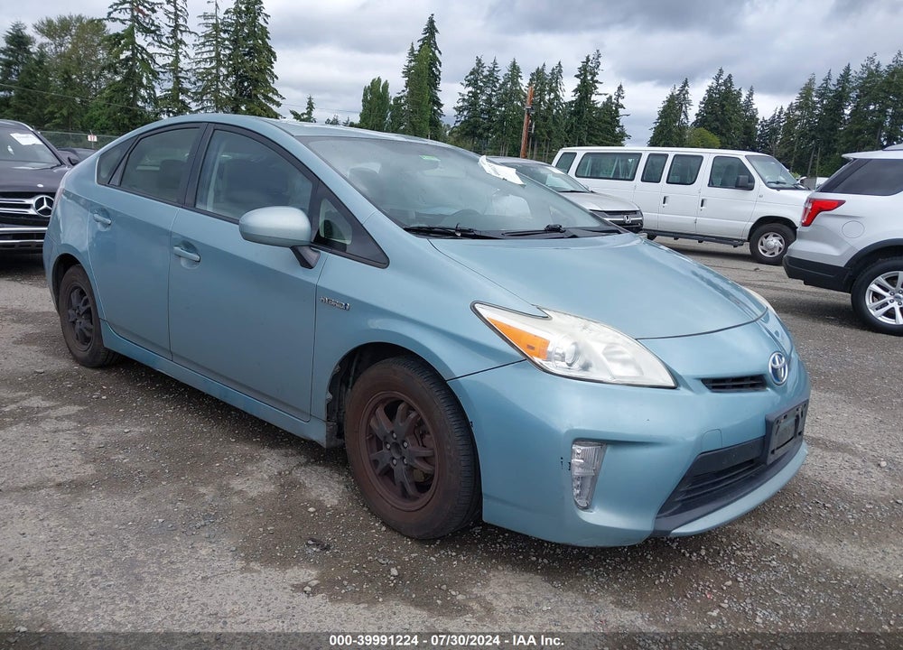 2013 TOYOTA PRIUS TWO VIN: JTDKN3DU2D5642964