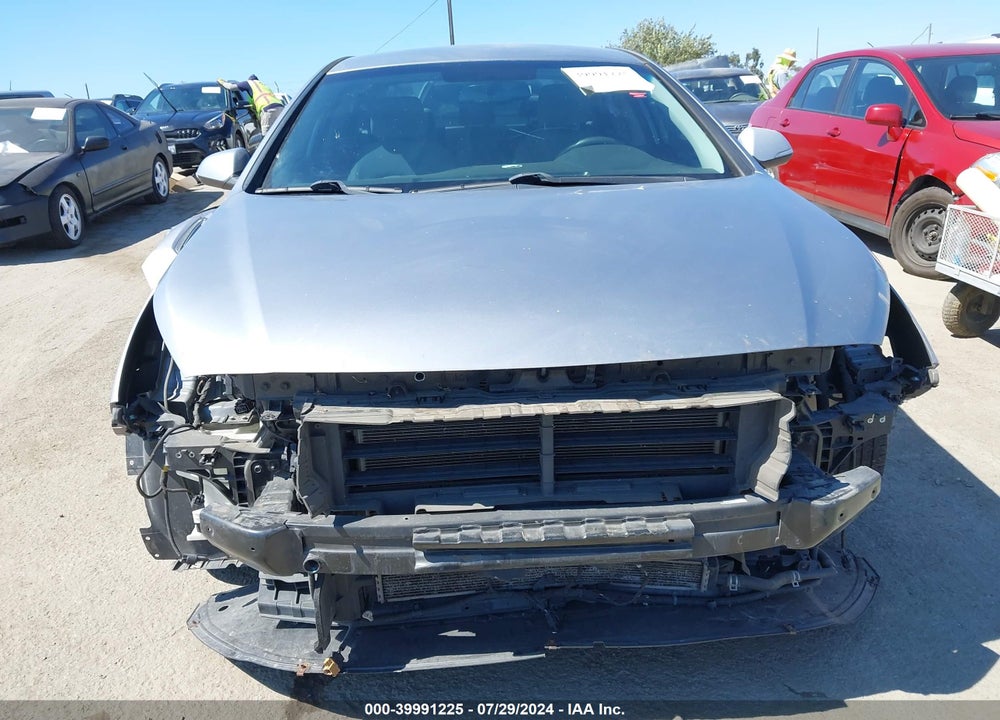 2016 HYUNDAI SONATA HYBRID VIN: KMHE24L16GA035251