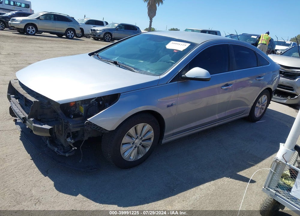 2016 HYUNDAI SONATA HYBRID VIN: KMHE24L16GA035251