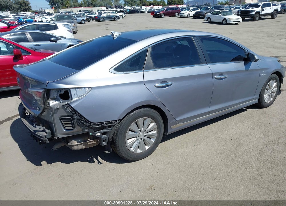 2016 HYUNDAI SONATA HYBRID VIN: KMHE24L16GA035251