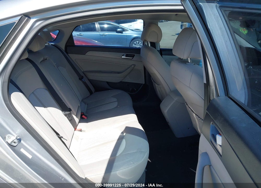 2016 HYUNDAI SONATA HYBRID VIN: KMHE24L16GA035251