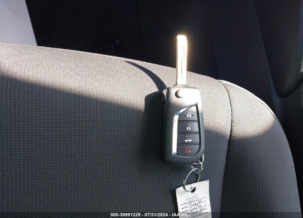 2023 TOYOTA COROLLA LE VIN: 5YFB4MDEXPP038085