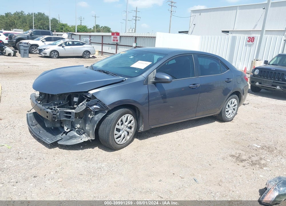 2018 TOYOTA COROLLA VIN: 5YFBURHE1JP768286