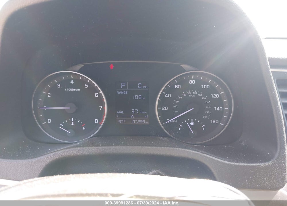 2018 HYUNDAI ELANTRA SE VIN: 5NPD74LF1JH298762