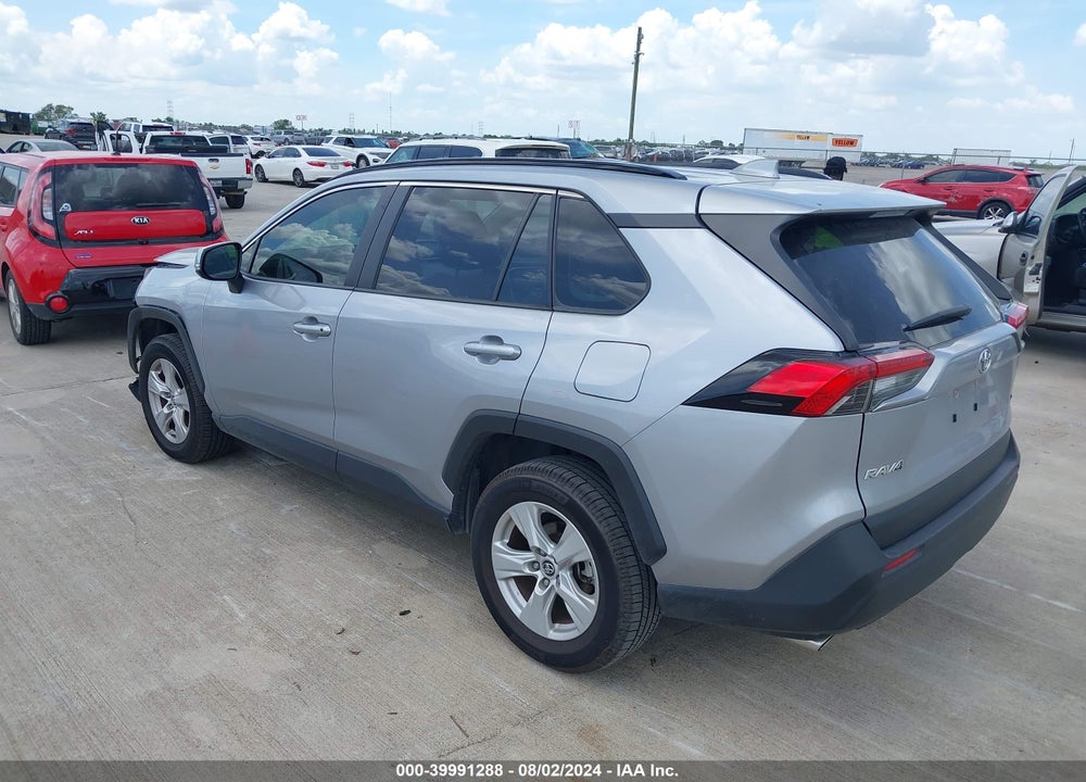 2019 TOYOTA RAV4 XLE VIN: JTMW1RFVXKD030603