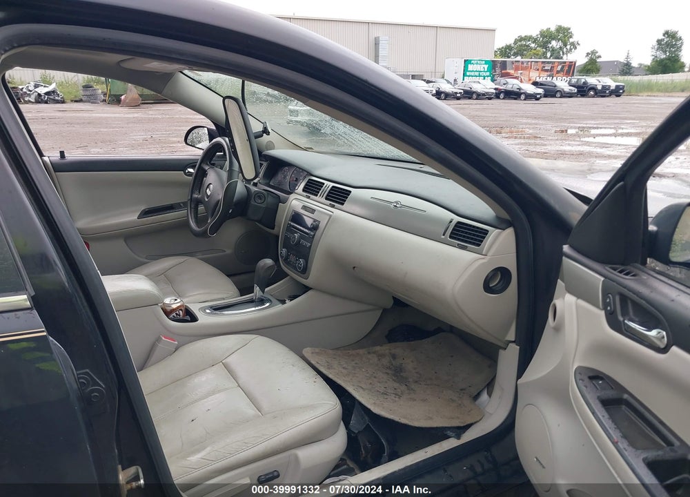 2008 CHEVROLET IMPALA  SS VIN: 2G1WD58C989197027